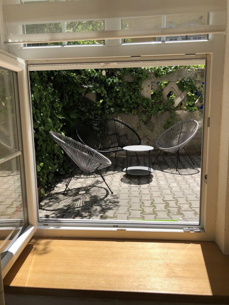 Dobrobeat Appartement Bratislava Buitenkant foto