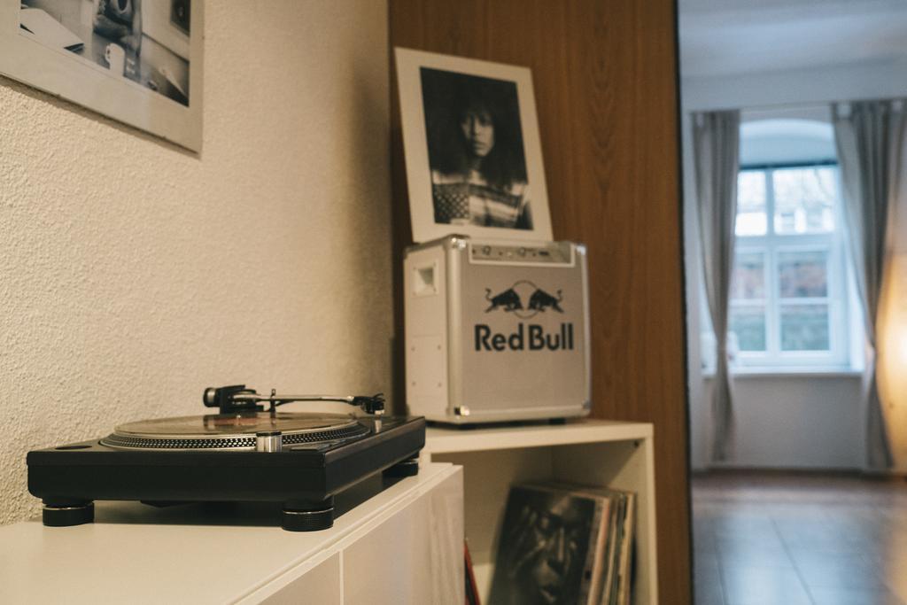 Dobrobeat Appartement Bratislava Buitenkant foto