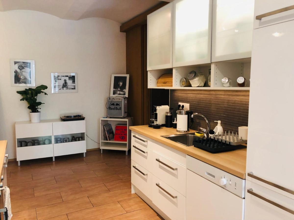 Dobrobeat Appartement Bratislava Buitenkant foto